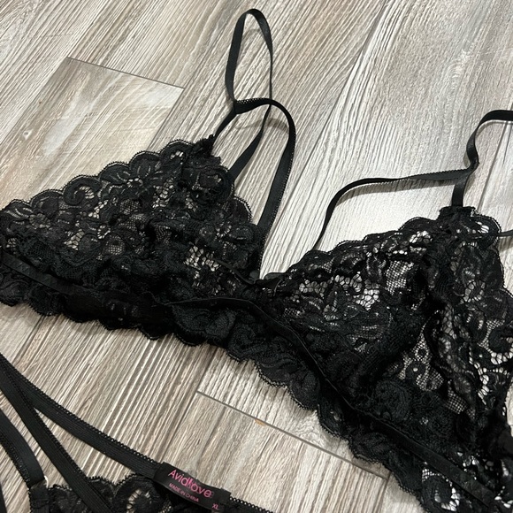 Strappy thong lingerie set nwot - Picture 5 of 6